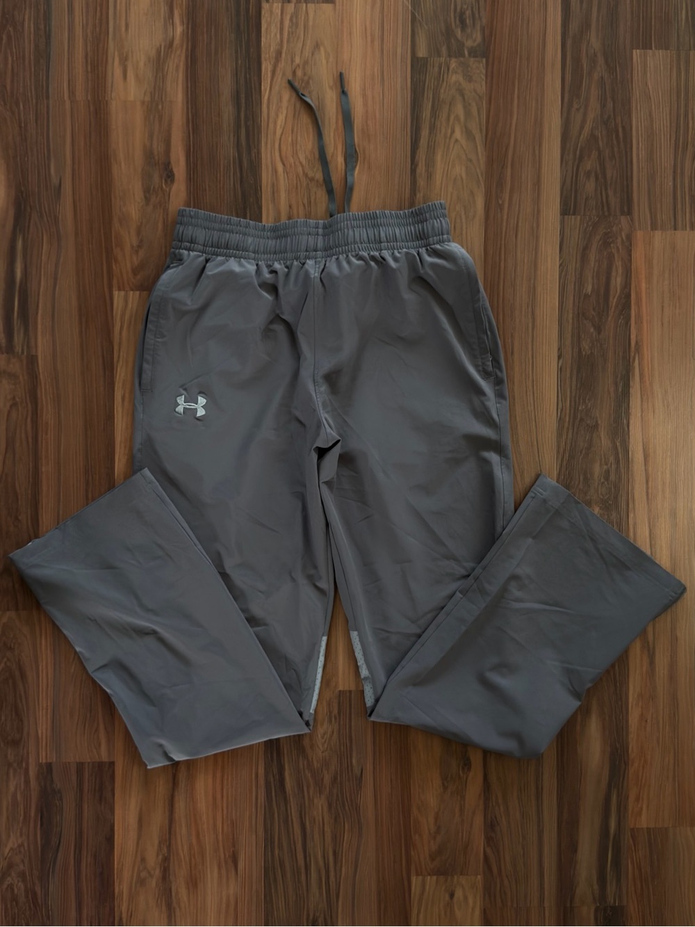 Under Armour Gray Drawstring Athletic Pants